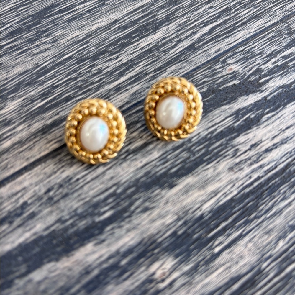 Elegant Gold and White Stud Earrings